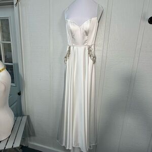 Chic White Satin Dress with Side Embellishments